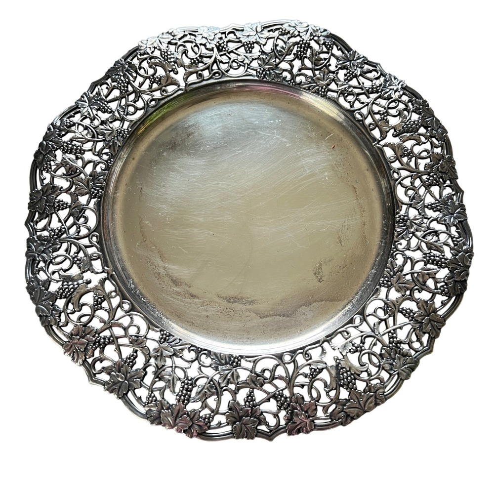 Vintage Silver Plated Burgundy‎ 1510 Ornate Grape Vine Design Serving Plate